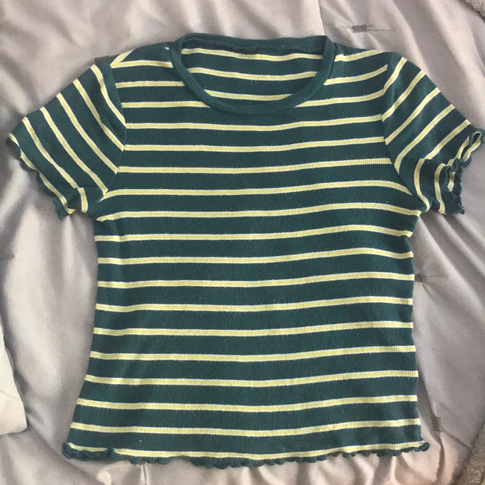 Target striped green tee 🦋